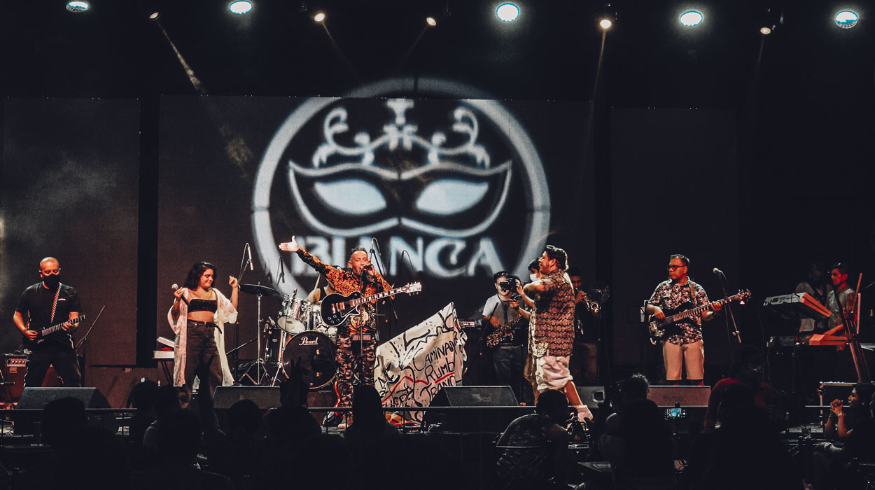AY AMOR EN VIVO VIBRA FEST 2022